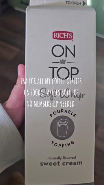 @Traveling_Tastebuds