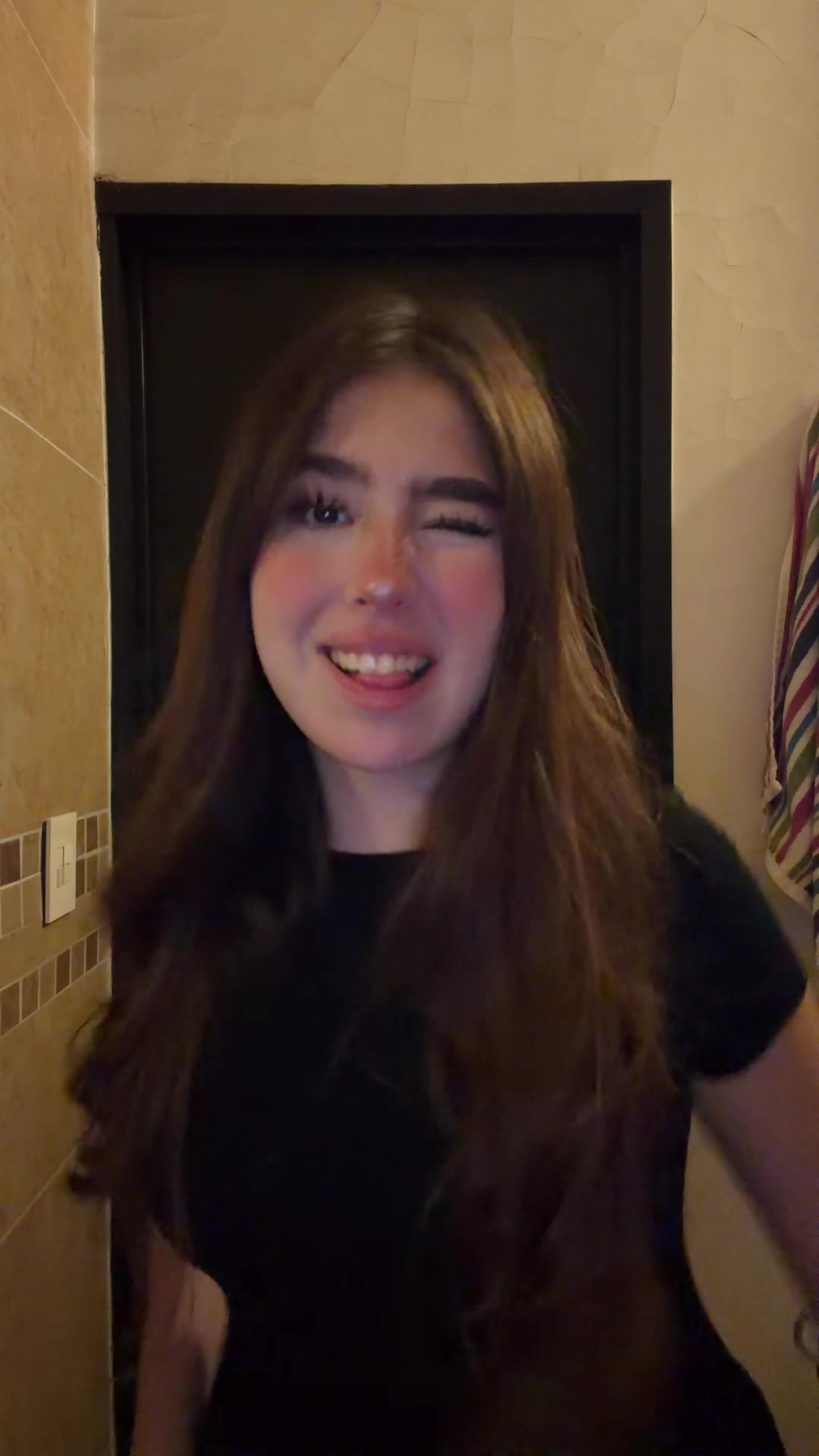 @kamihickman_