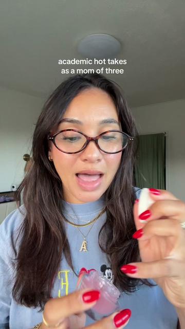 @alexis novoa | wfh mommy