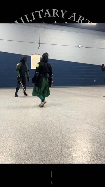 @jay.swings.swords