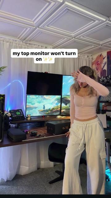 @lindseyszn