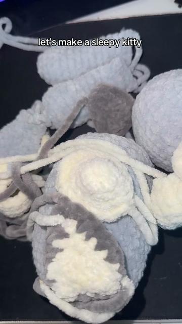 @crochetingbycaro