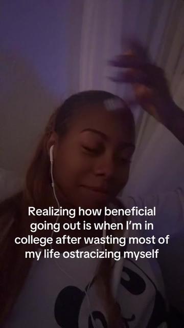 @Dollface