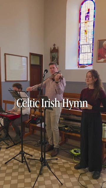 @Stephanie Healy Vocalist