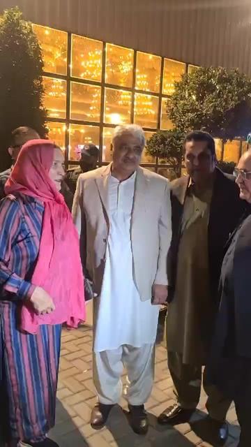 @Tariq sohna tariq sohna