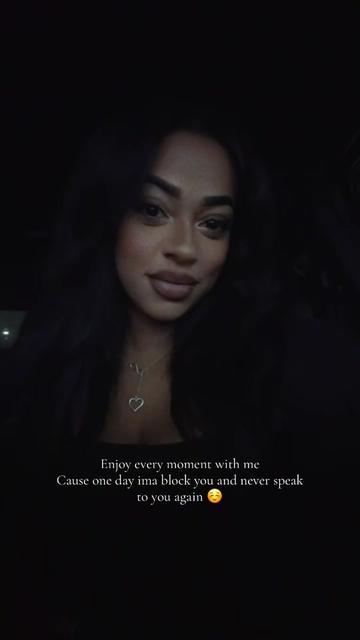 @SELENA 🖤