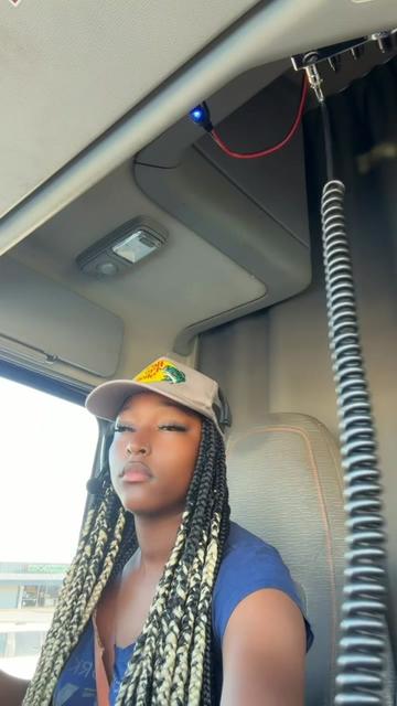 @kash_the_celebrity