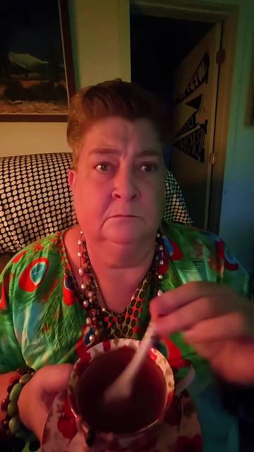 @north_omaha_cat_lady