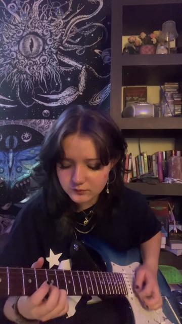 @Julez 🙀 🎸