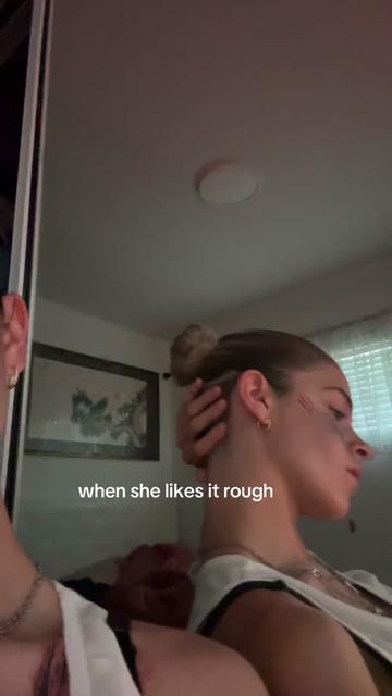 @Bella