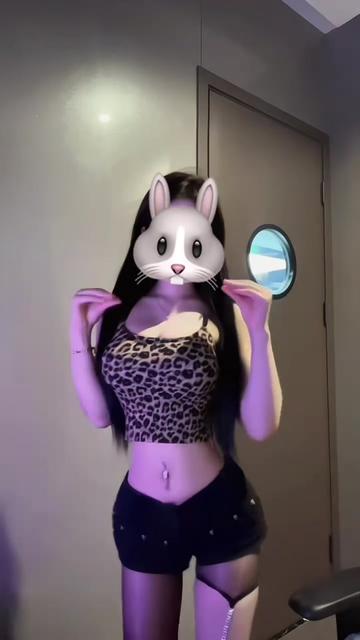 @Isabella
