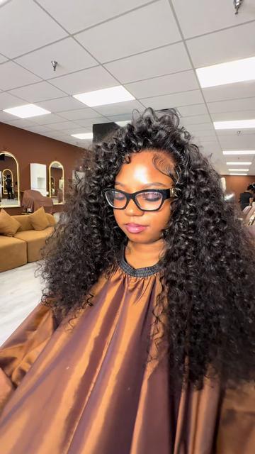 @Tatithastylist