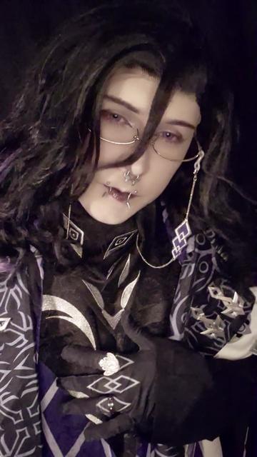@⋆♱✮♱⋆𝑨𝑫𝑶𝑵𝑰𝑺⋆♱✮♱⋆