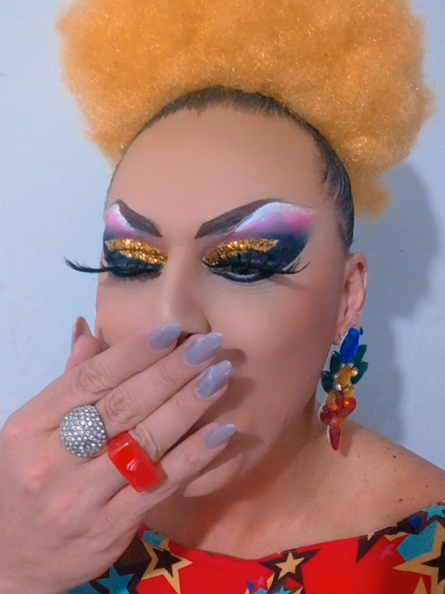 @Drag Tiffany