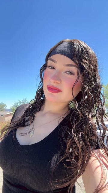 @jasminvvazquez