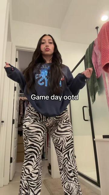 @👩🏻