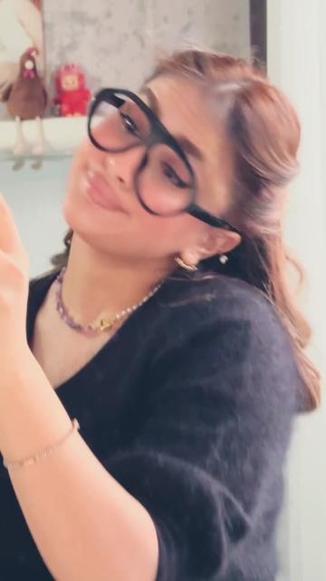 @smakamrn