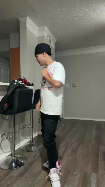 @Nando