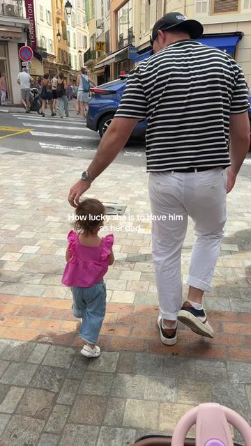 @Selena | Traveling Mom