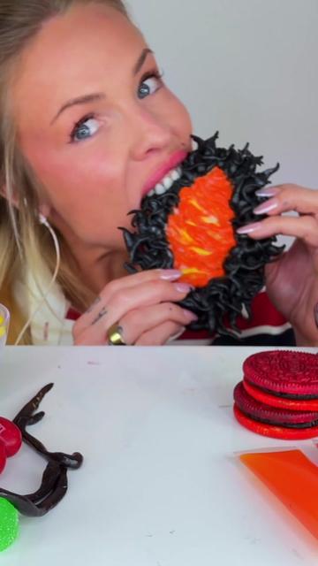 @HunniBee ASMR