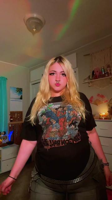 @♡ 𝓐𝓷𝓰𝓮𝓵 ♡