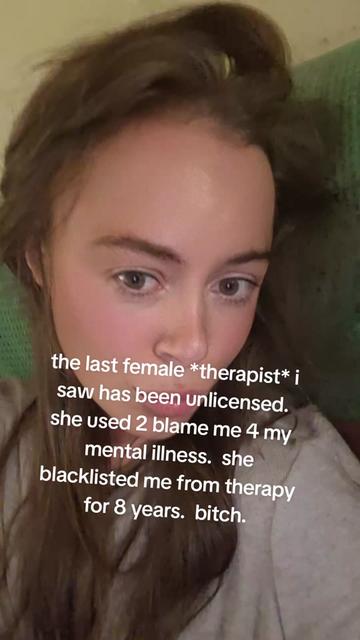 @lollyybmnqh
