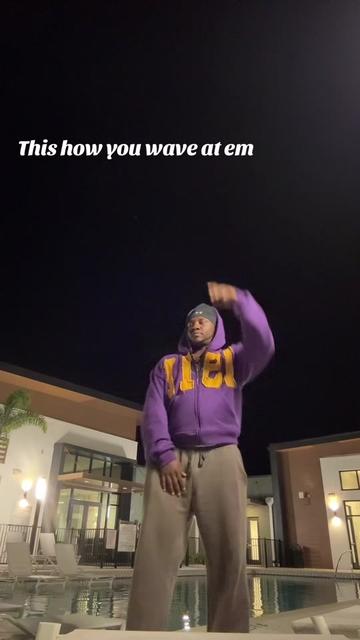 @new.era2_