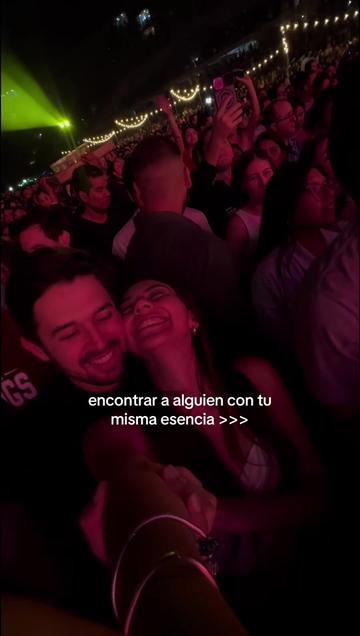 @adrianaleivaac