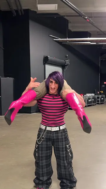 @Glorify