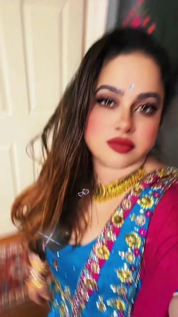 @PRIYA 3😘