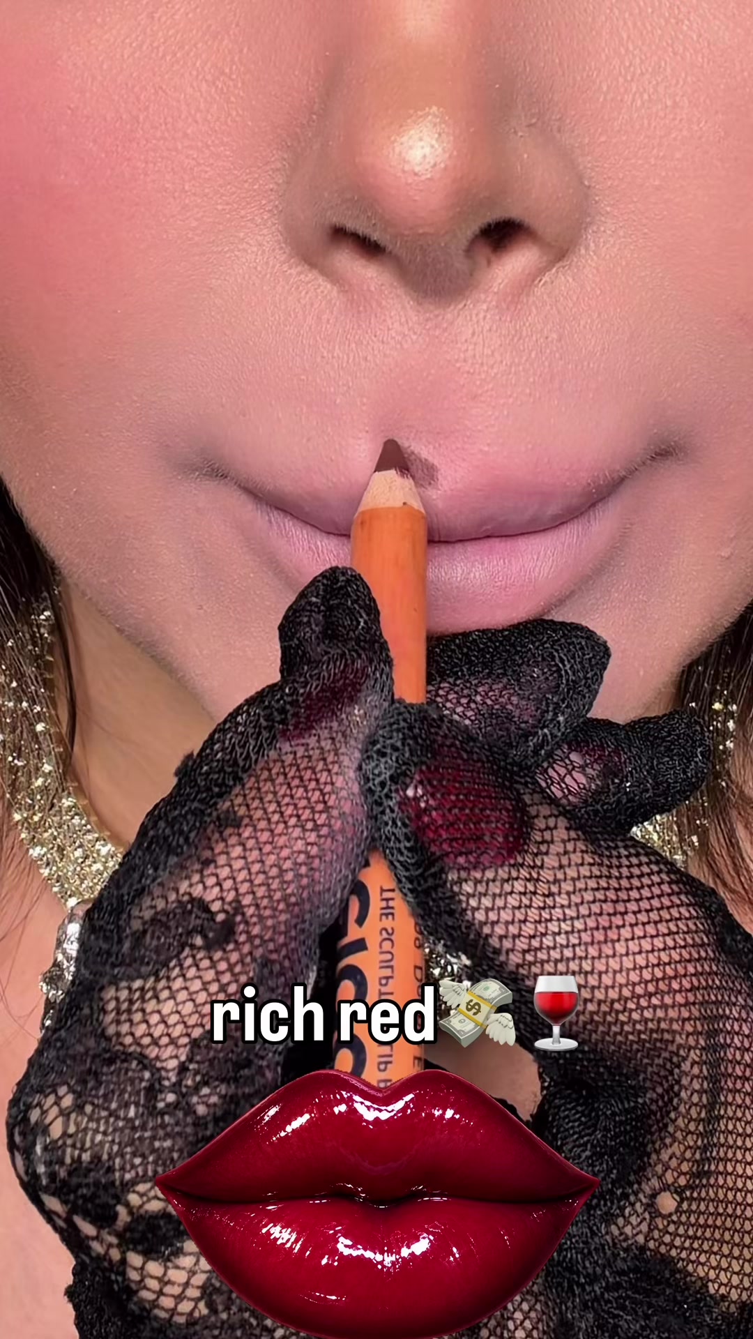 @anisavisage