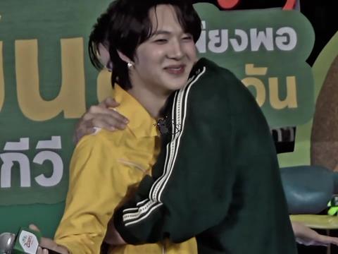 @𝘥𝘦𝘺𝘶𝘶 ✦