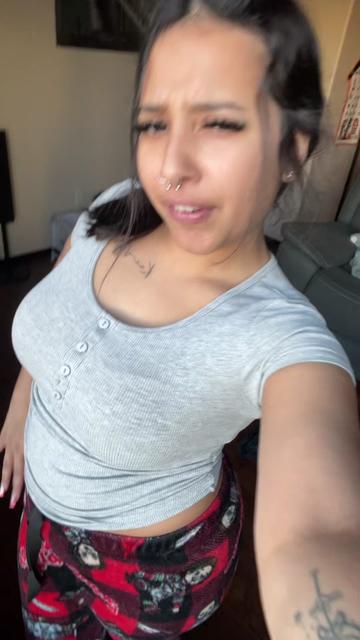 @Chela101502