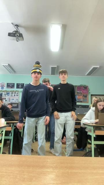 @Kubik⚡️