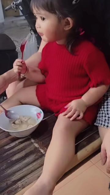 @random.aja