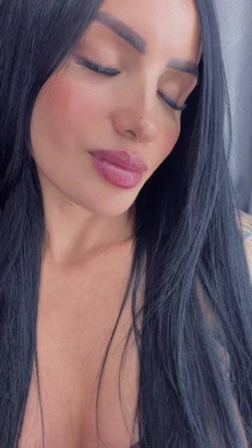 @Alexandra Santafe 👑te sigue