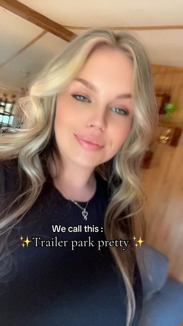 @𝓒𝓱𝓪𝓽𝓽𝓲𝓮 🥀
