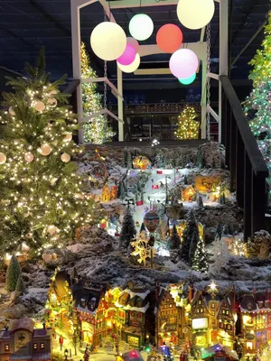 @Mike’s Christmas Village ✨