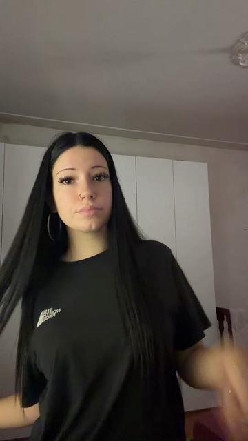 @rrebeccaarinii