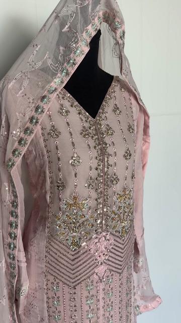 @Desi Ghar Collections