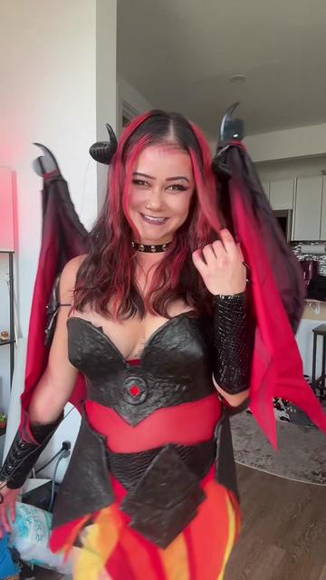 @BassKittenTV 😈