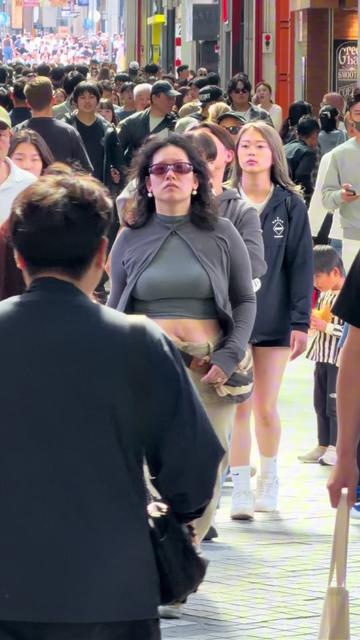 @陈静伊
