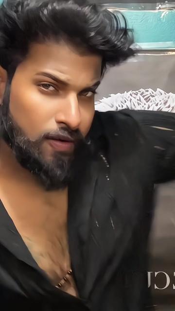 @Dhilak