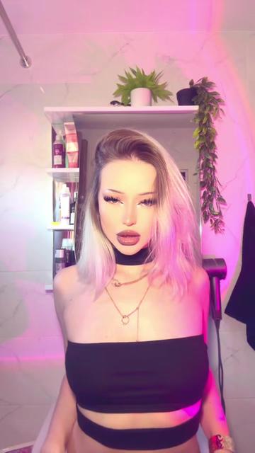 @Анастасия 💋