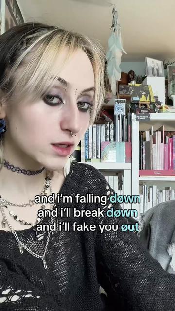 @navy_bluu