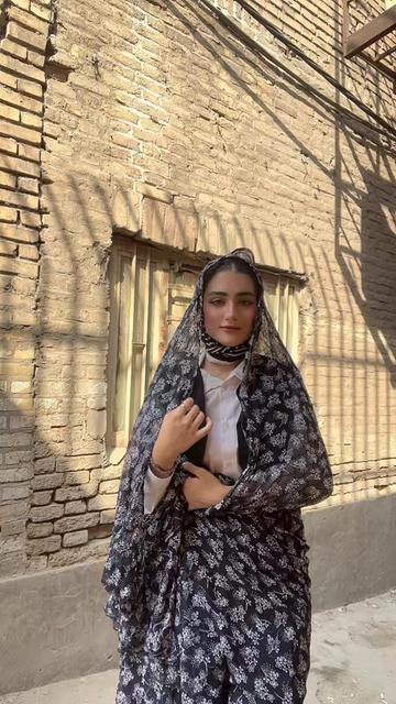 @Zahra Hosseini
