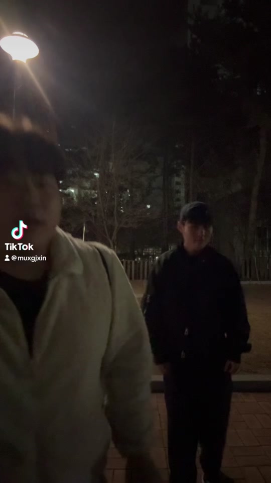 @꼬넛