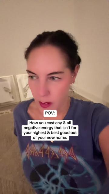 @Christy