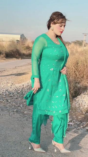 @❤️Waffa khan ♥️