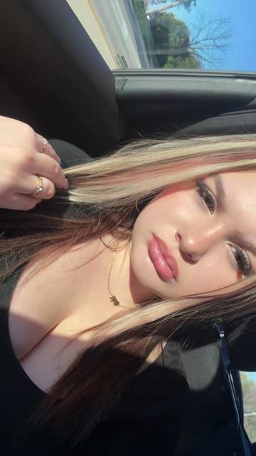 @Raelynnnnnn 💋🙈🌺